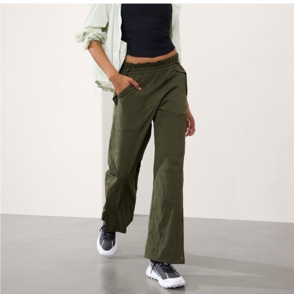 Athleta Trekkie Parachute Pants